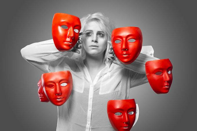 Quando criticamos a nós mesmos