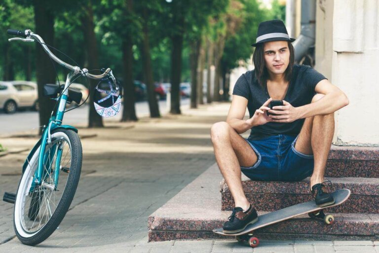 O fenômeno da adolescência eterna