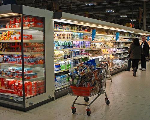 É assim que tentam controlar a sua mente quando faz compras