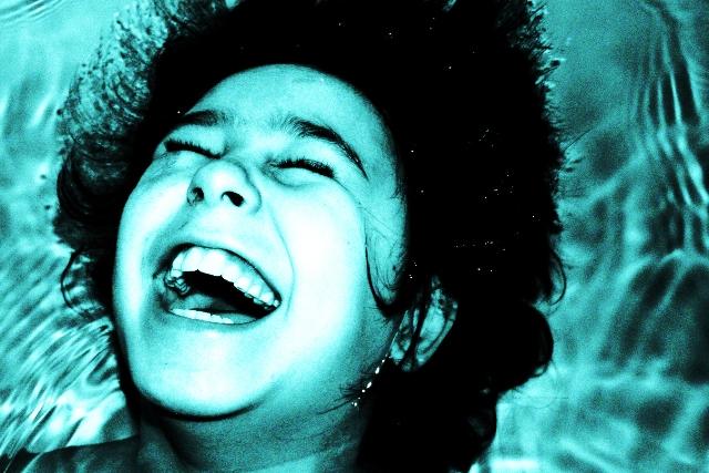 Por que damos risada?