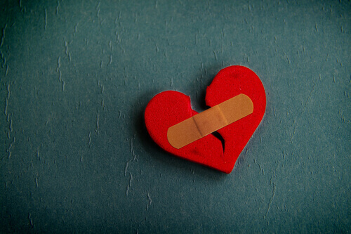 Minha ferida não cicatriza porque não houve um ponto final