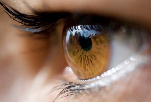 O que a cor dos olhos transmite?