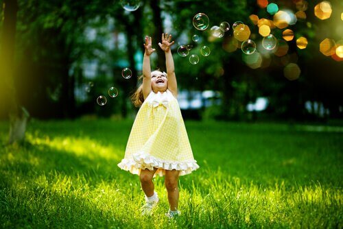 8 formas para libertar a sua criança interior e ser mais feliz
