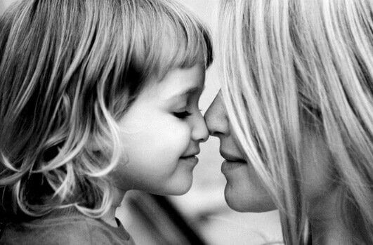 Uma mãe não é uma melhor amiga: é uma mãe