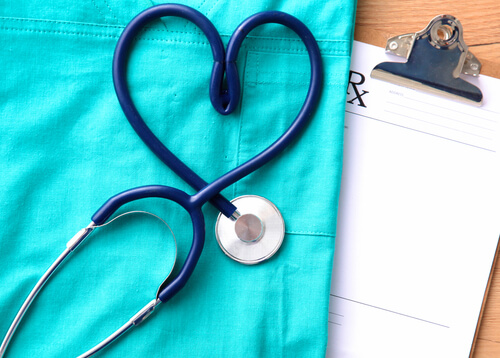 Cuidemos dos que cuidam de nós