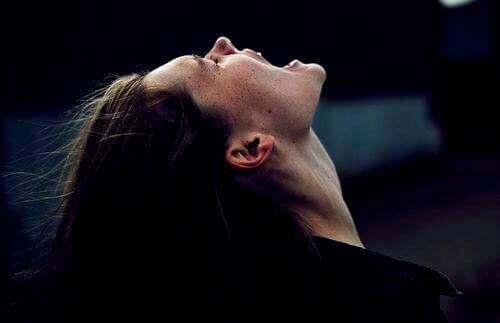 O fogo da raiva nos consome, mas também queima os outros