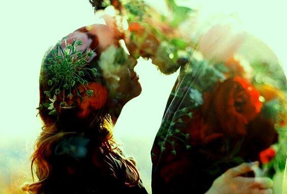 Se você é feliz, você abraça. Se é infeliz, você compra