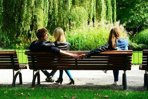 É mais fácil ficar bem como amante do que como casal