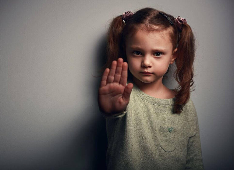 Um tapa nunca será capaz de educar como o carinho educa