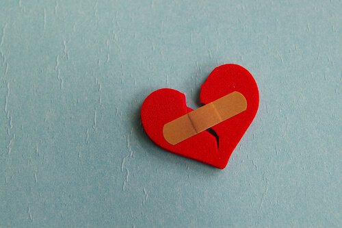 5 chaves para superar o término de um relacionamento amoroso