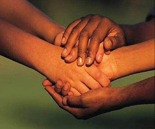 Estar com pessoas, e não acima delas, nos torna melhores