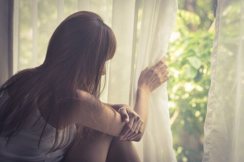 O que é agorafobia? Sintomas e tratamentos