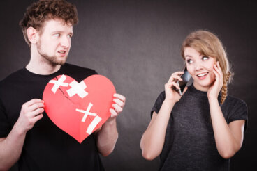 Substituir pessoas sem curar o coração não é seguir em frente, mas sim trocar de problema