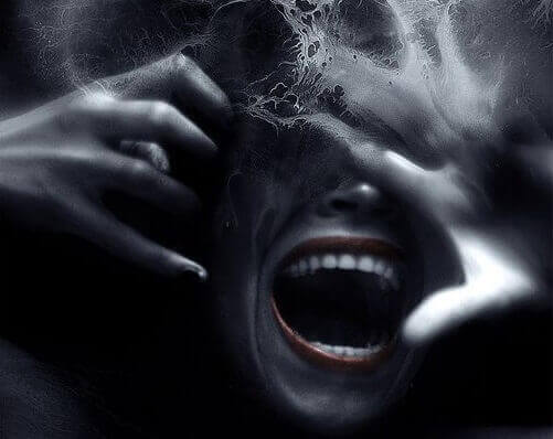 Tríade obscura: narcisismo, maquiavelismo e psicopatia