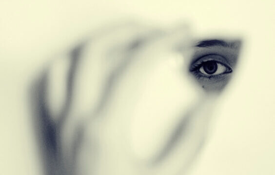 Os medos que nos tornam invisíveis