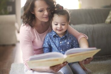 Benefícios de ler contos para as crianças