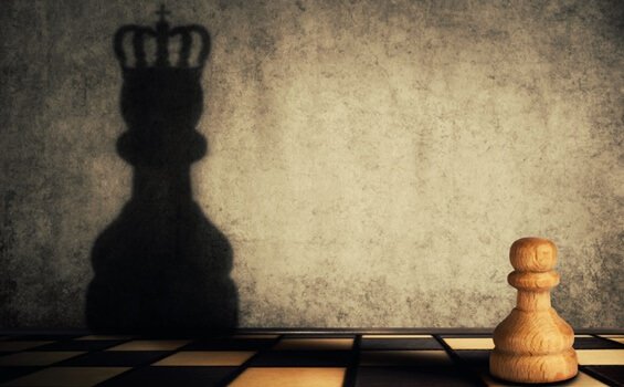 Os dois lados da ambição: falta e excesso