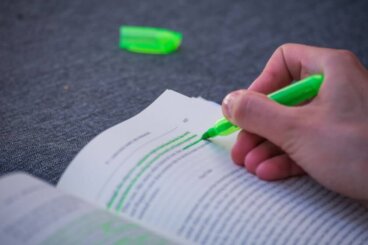 Por que a caneta de tinta verde é tão cara?