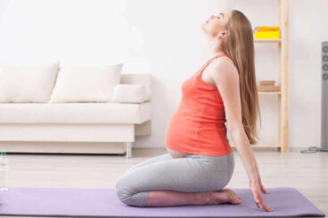 Ioga pré-natal: 5 exercícios