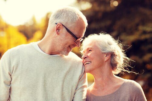 Envelhecer juntos: a maravilhosa experiência do amor maduro