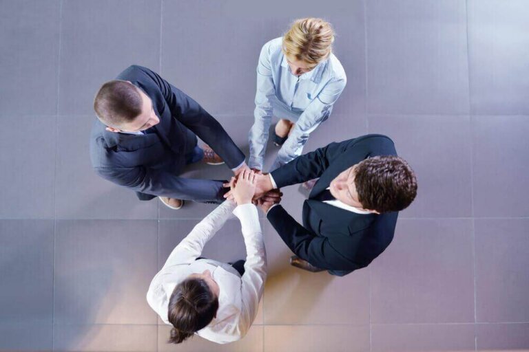 O que é a confiança social?