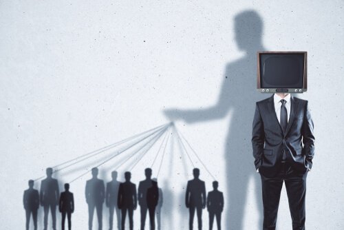 3 tipos de táticas utilizadas na propaganda política