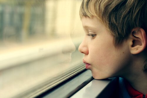 Benefícios dos workshops para pais de crianças com autismo