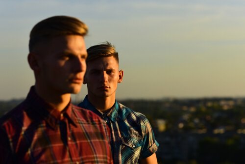 A estranha cidade dos gêmeos