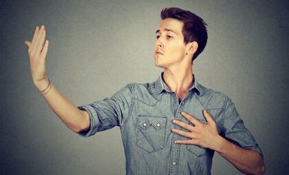 Ultracrepidários: pessoas que opinam sobre tudo