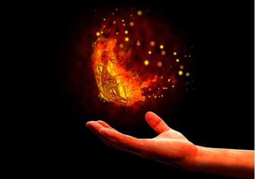 O fenômeno da borboleta em chamas