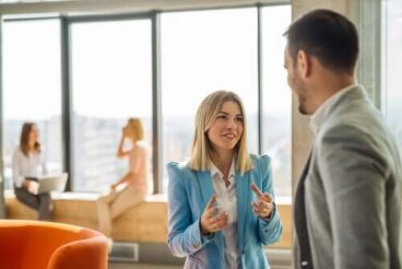 Técnicas de persuasão para mudar atitudes