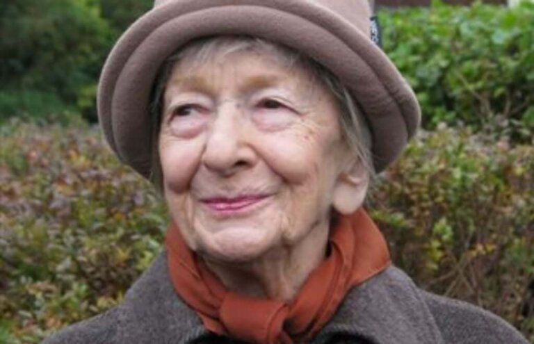 Wislawa Szymborska: biografia e obras