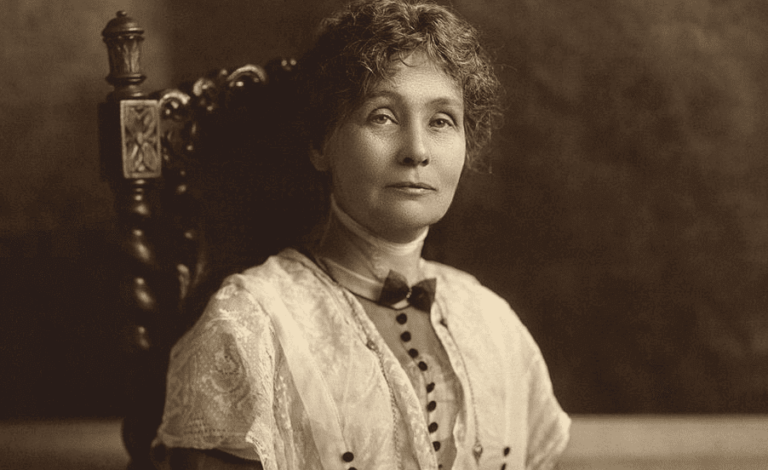 Emmeline Pankhurst: a biografia de uma líder sufragista
