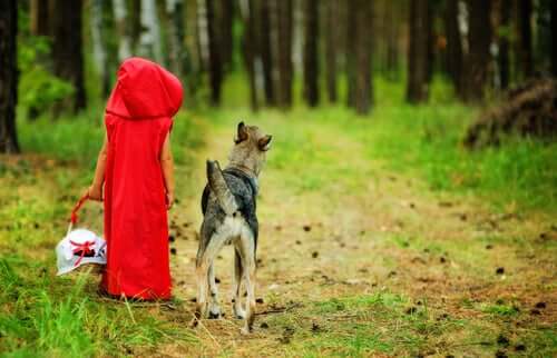 Por que o lobo da Chapeuzinho Vermelho não é mau?