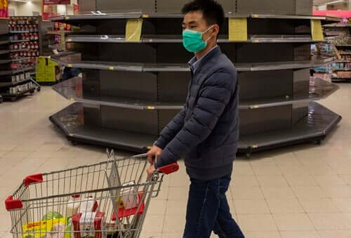 Compras nervosas devido ao coronavírus: o que a psicologia tem a dizer?