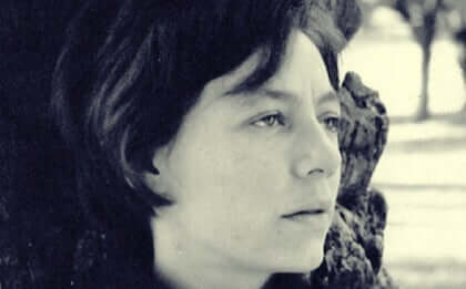 Biografia de Alejandra Pizarnik, a última escritora maldita