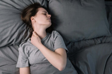 Dormir com dor crônica