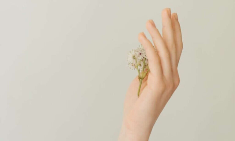 Por que algumas pessoas praticam a autoflagelação?