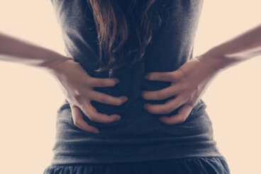 Qual é a relação entre a depressão e as dores nas costas?