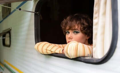 Pessoas desconfiadas: a realidade oculta que explica o seu comportamento