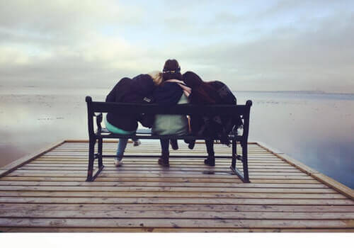 As relações sociais protegem o nosso cérebro