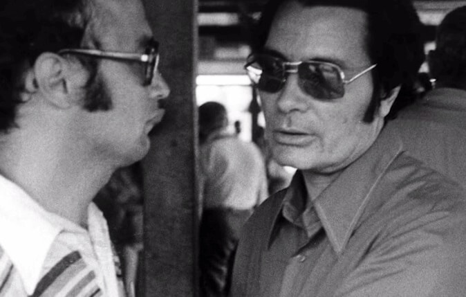 Jim Jones, um impressionante fenômeno de sugestão coletiva