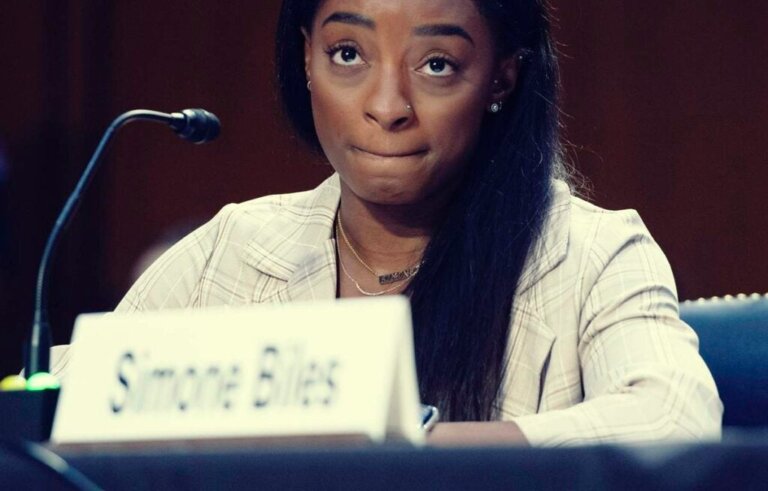 Simone Biles e outras ginastas testemunham sobre o abuso sexual