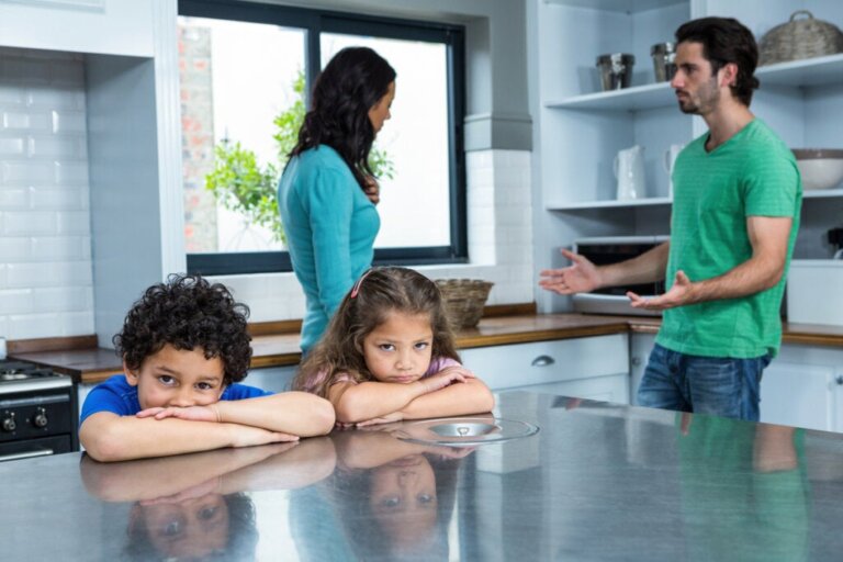 Meu parceiro não aceita meus filhos: o que fazer nessa situação?