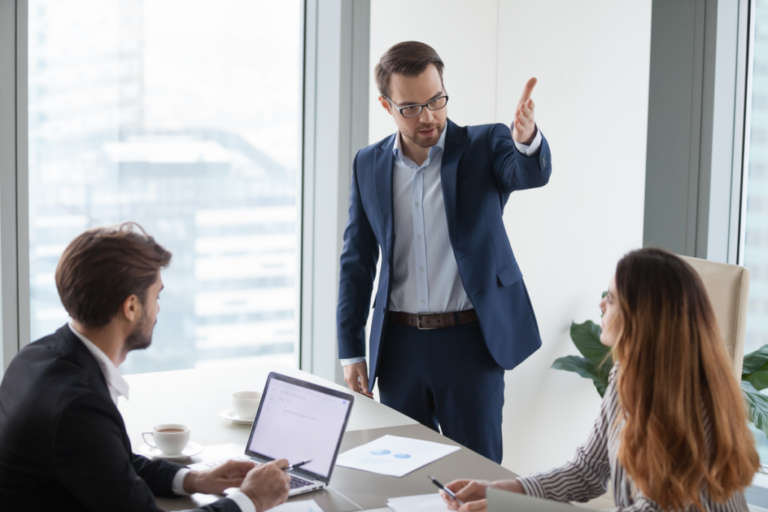 De acordo com a ciência, personalidades psicopatas alcançam mais sucesso profissional