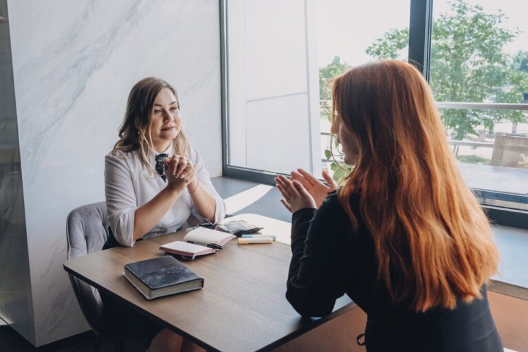 Fale sobre você: como responder em uma entrevista de emprego