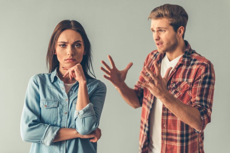 Pessoas amarguradas: características psicológicas e como entendê-las