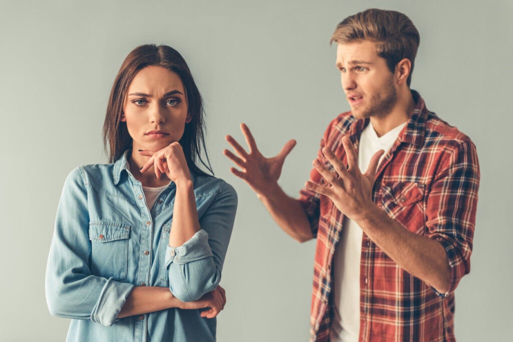 Pessoas amarguradas: características psicológicas e como entendê-las