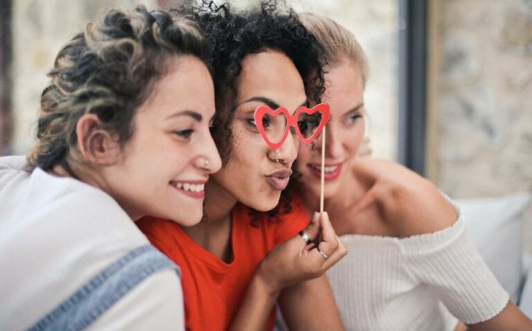 Quando temos maior cumplicidade com uma amizade do que com o casal