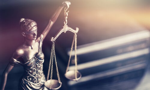 O mito de Themis, a deusa da justiça